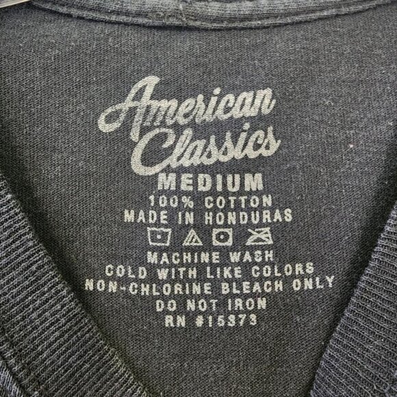 American Classic Men's Black Graphic T-Shirt, size Medium - Picture 5 of 7